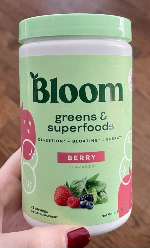 Bloom Greens & Superfoods Berry 25 Servings ex 1/26^