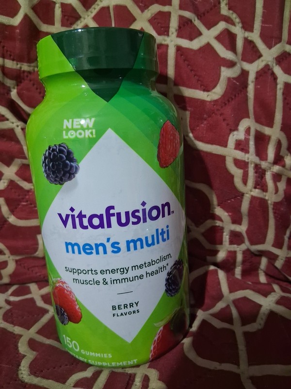 VitaFusion Men’s Complete Multivitamin Gummies, Berry Flavor – 150 count. 9-2026