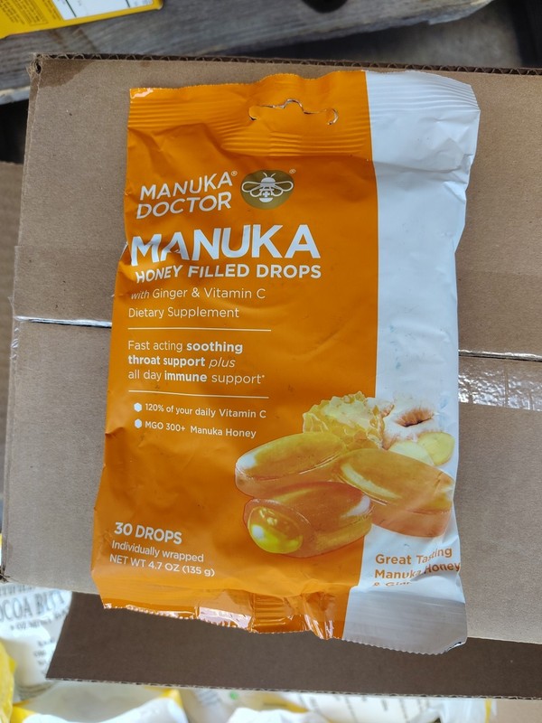 M A N U K A Doctor Honeyfield Drops With Ginger And Vitamin C