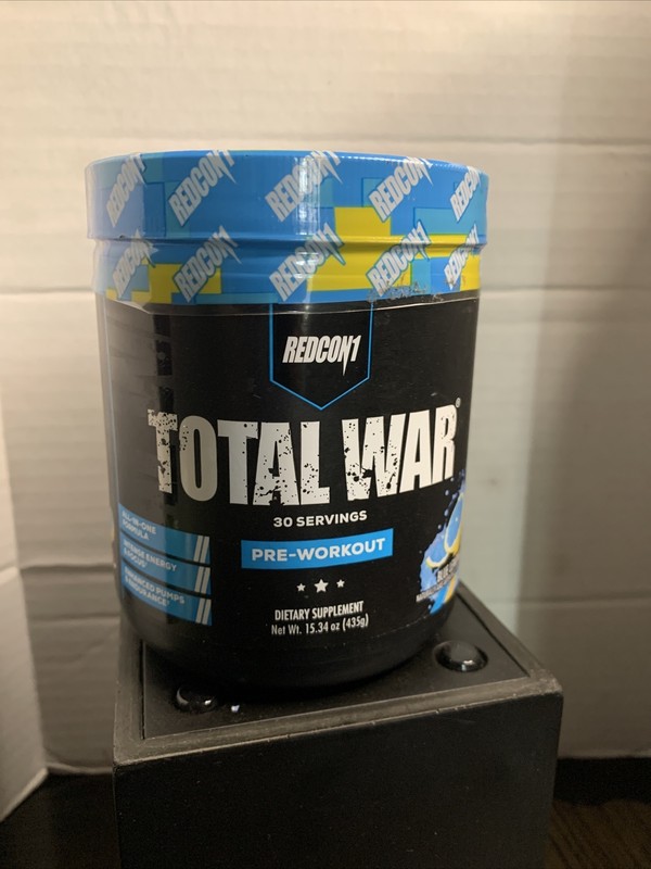 Redcon1 TOTAL WAR Preworkout Powder 30 Servings Blue Lemonade Flavor