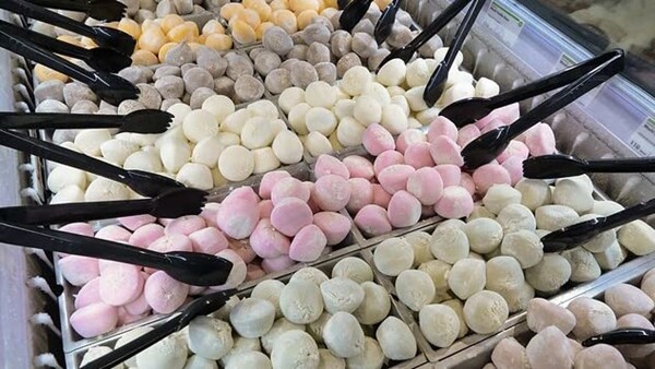 Mochi Lychee 6 pieces of 35g | 1bag | Pure Natural Chemical Free gallery