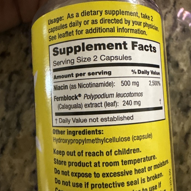 HELIOCARE Advanced Nicotinamide B3 Healthy Skin Vegan Caps - 120 Count (NO BOX) gallery