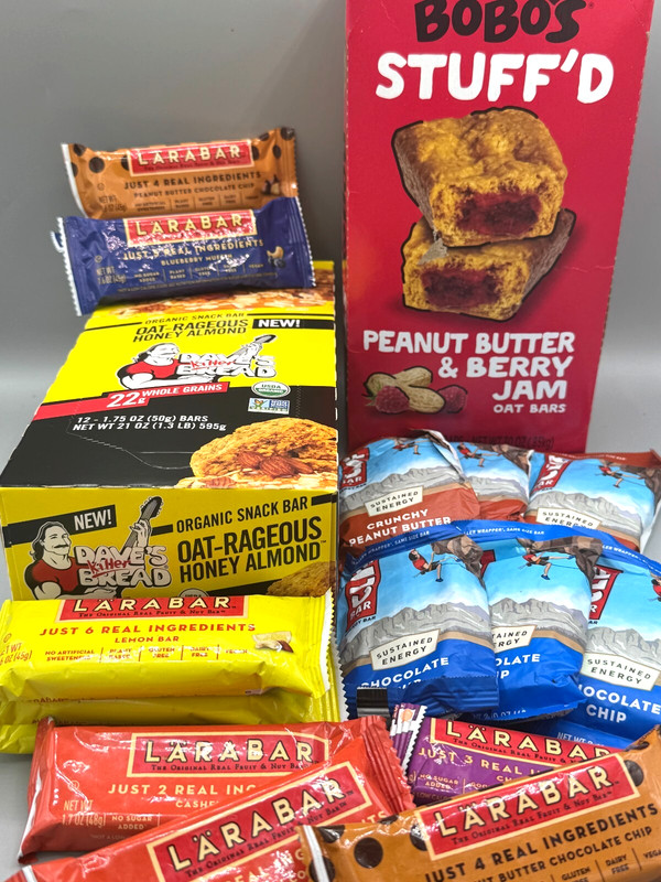 85 Assorted Brand BOBOS/LARABAR/CLIF/DAVES – ENERGY NUTRITION PROTIEN BARS