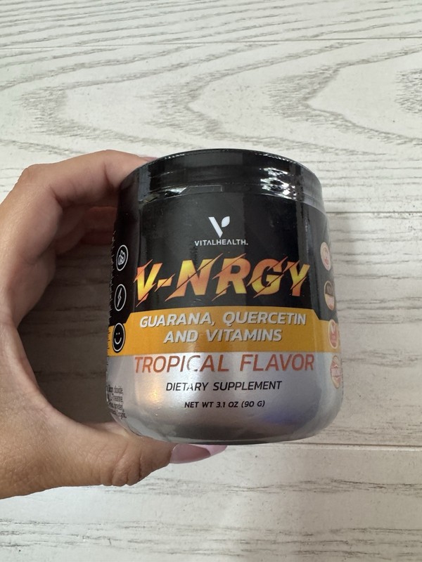VitalHealth V-NRGY Guarana Quercetin Vitamins C D3 Niacin Tropical Powder 3.1oz